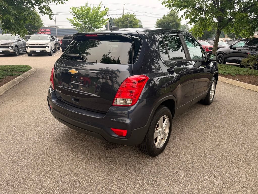 Used 2019 Chevrolet Trax LS w/ Tint and Cruise Package AWD/4WD image 5