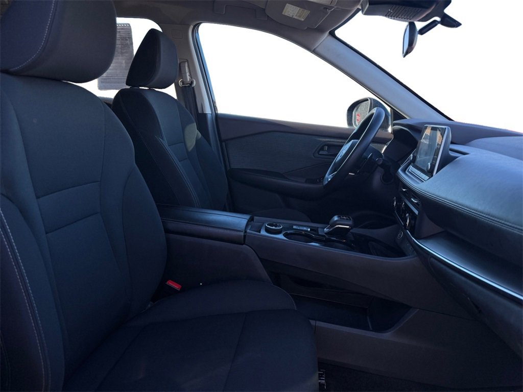 Certified 2023 Nissan Rogue S image 15