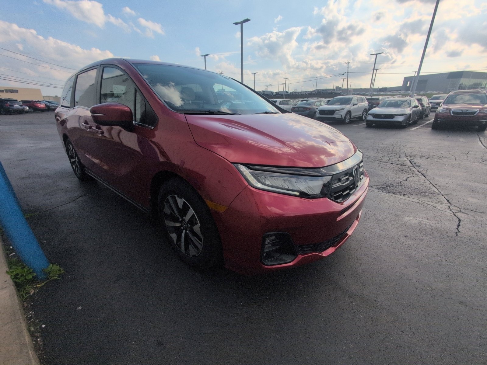 Used 2025 Honda Odyssey EX-L image 16
