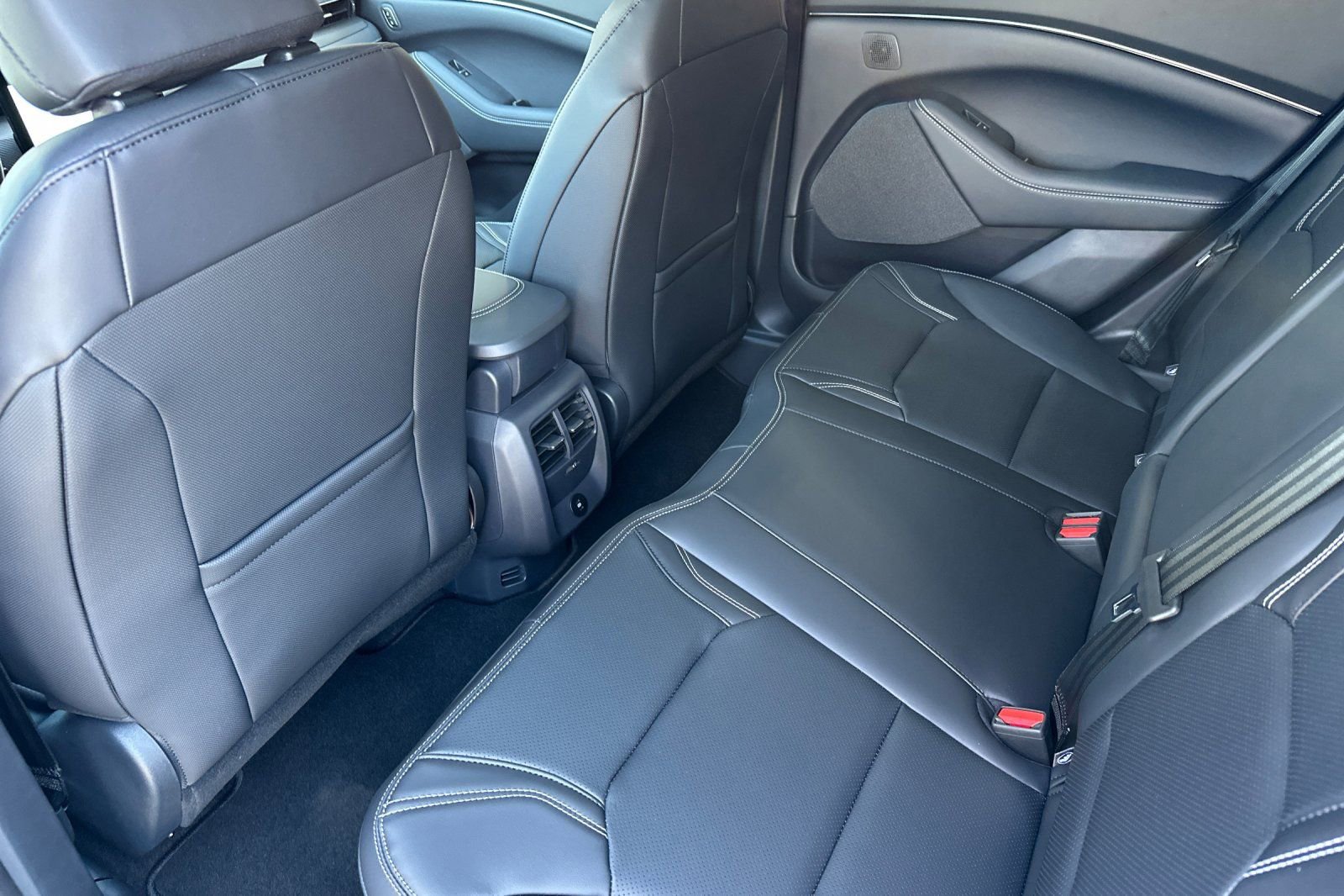 New 2025 Ford Mustang Mach-E Premium image 11