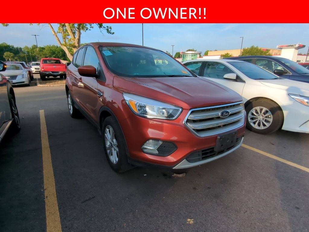 Used 2019 Ford Escape SE AWD/4WD image 3