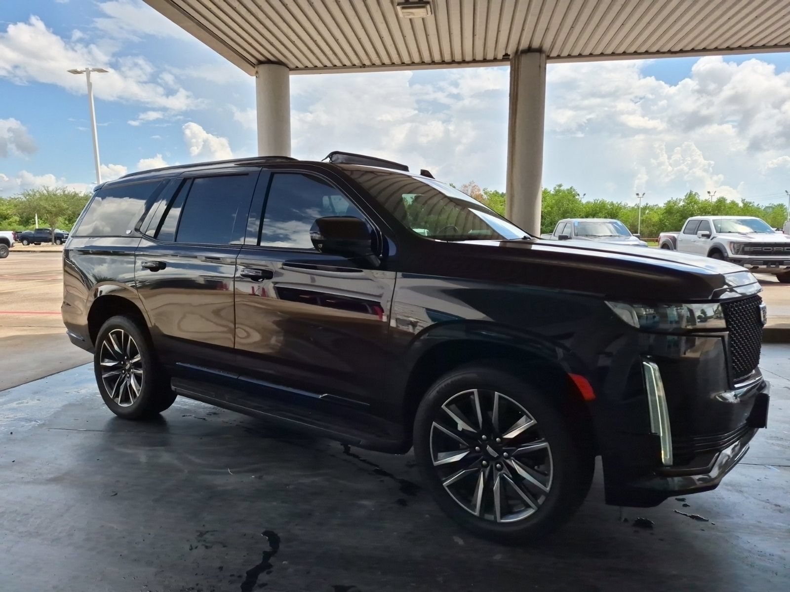 Used 2021 Cadillac Escalade Sport AWD/4WD image 4