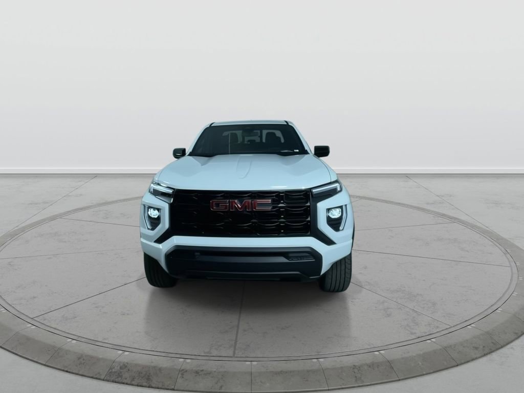 Used 2025 GMC Canyon Elevation RWD image 3