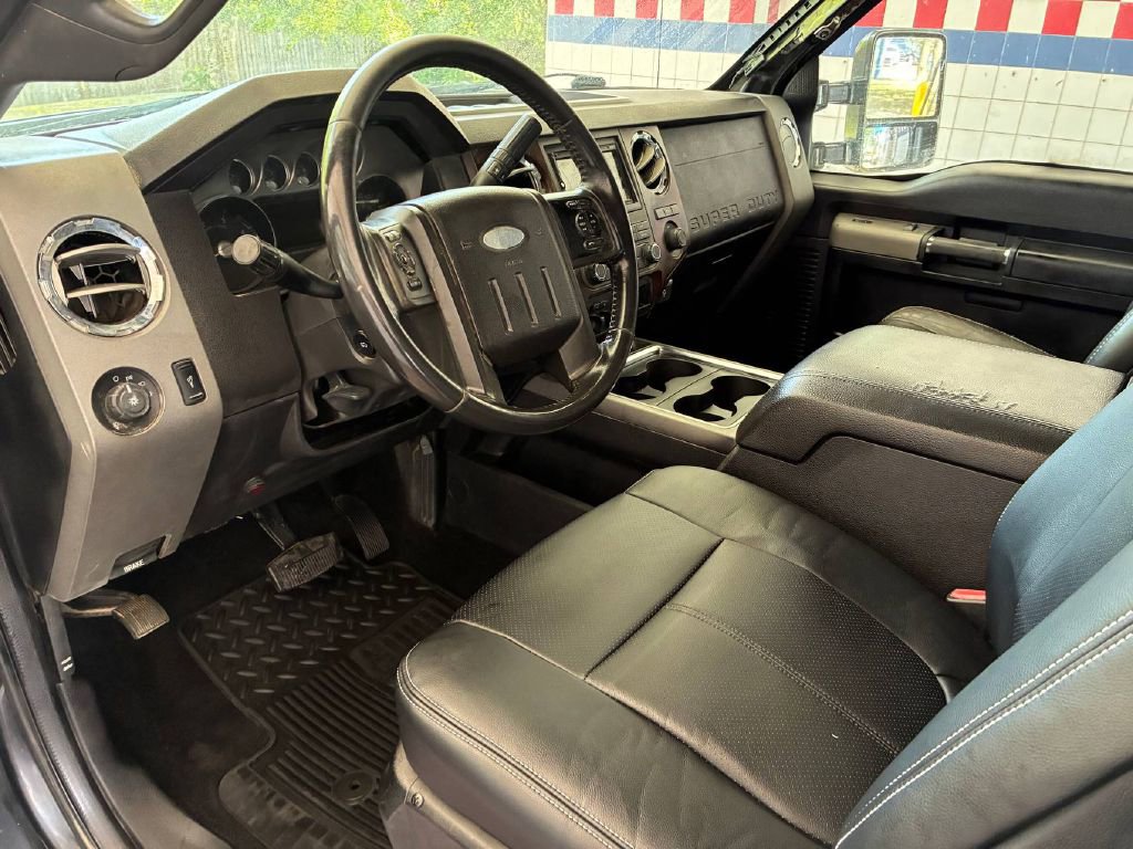 Used 2011 Ford F250 Lariat image 10