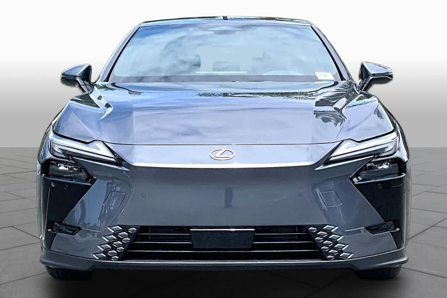 New 2026 Lexus ES 350e FWD image 3