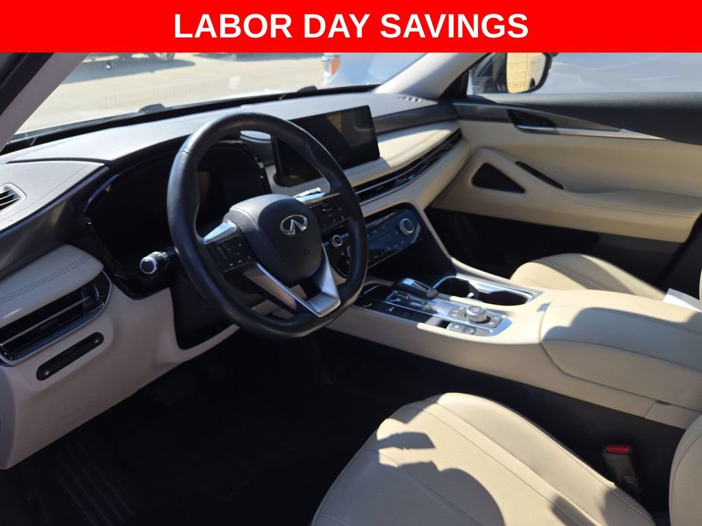 Used 2023 INFINITI QX60 Luxe w/ Cargo Package AWD/4WD image 4