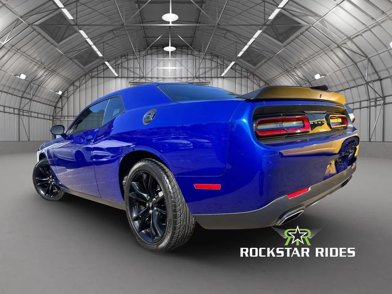 Used 2018 Dodge Challenger SXT w/ Blacktop Package RWD image 17