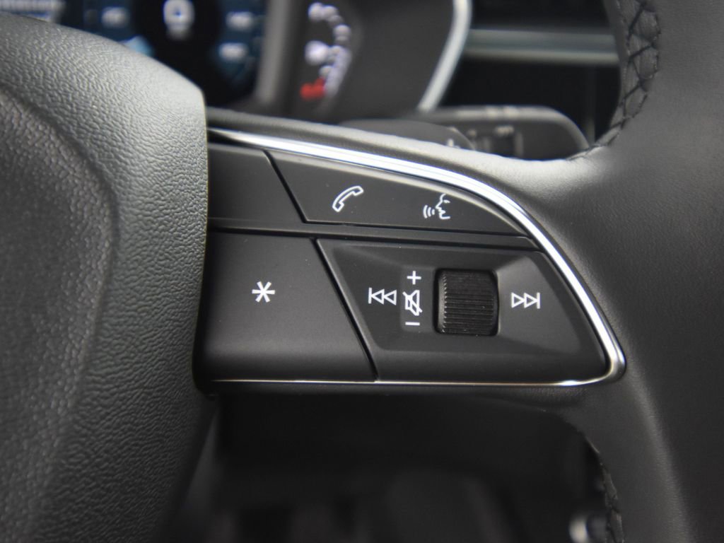 New 2025 Audi Q3 2.0T Premium image 26