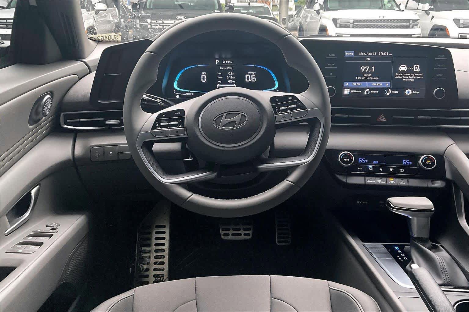 Certified 2025 Hyundai Elantra Sport image 6