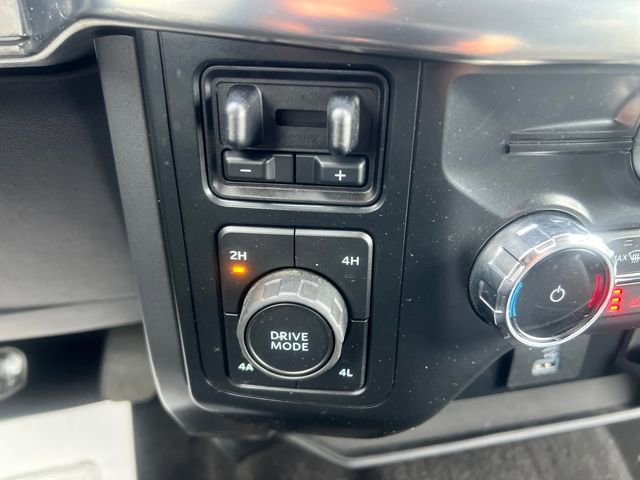 Used 2022 Ford F150 Lariat w/ Equipment Group 501A Mid image 29