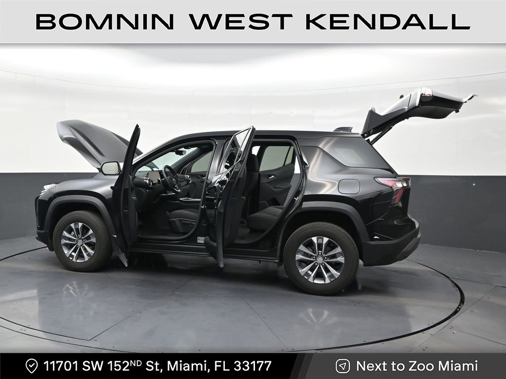 Used 2025 Chevrolet Equinox LT w/ Safety and Technology Package image 31