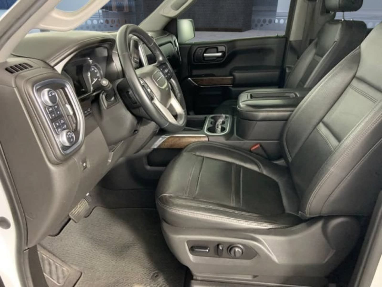 Used 2020 GMC Sierra 1500 Denali w/ Denali Ultimate Package AWD/4WD image 26