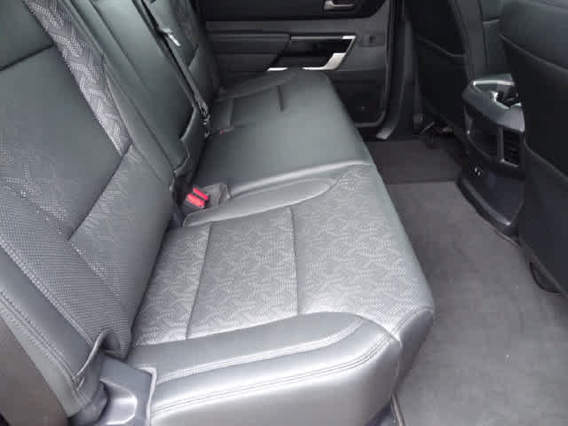 Used 2025 Toyota Tundra Limited AWD/4WD image 10