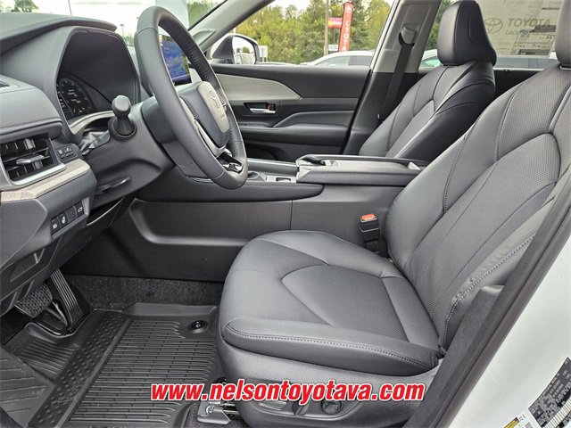 New 2026 Toyota Grand Highlander Limited image 5