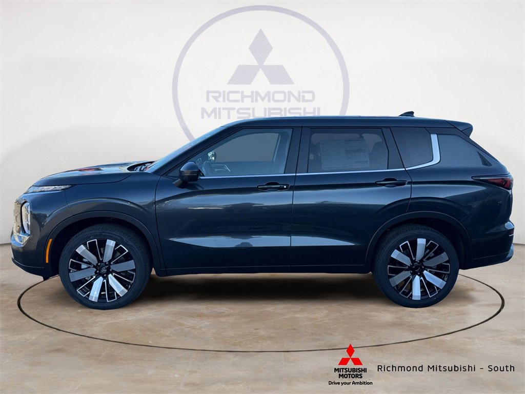 New 2026 Mitsubishi Outlander SE image 6