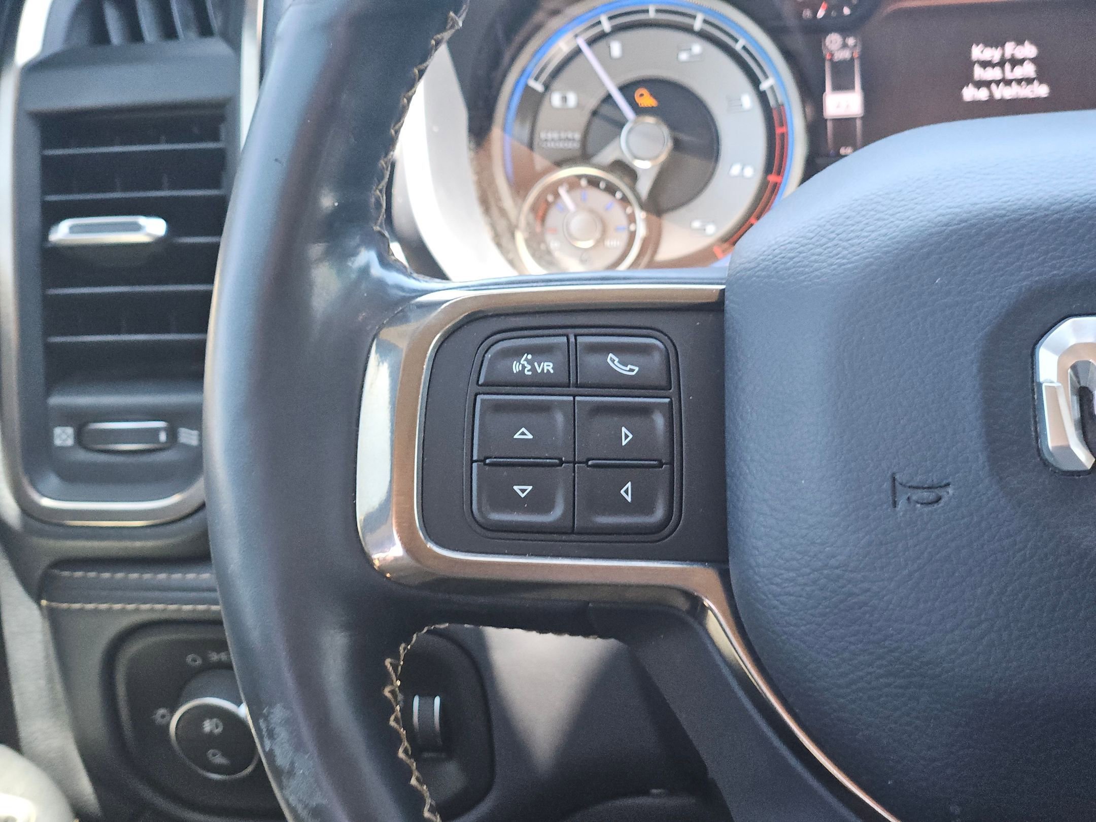 Used 2019 RAM 2500 Limited AWD/4WD image 21