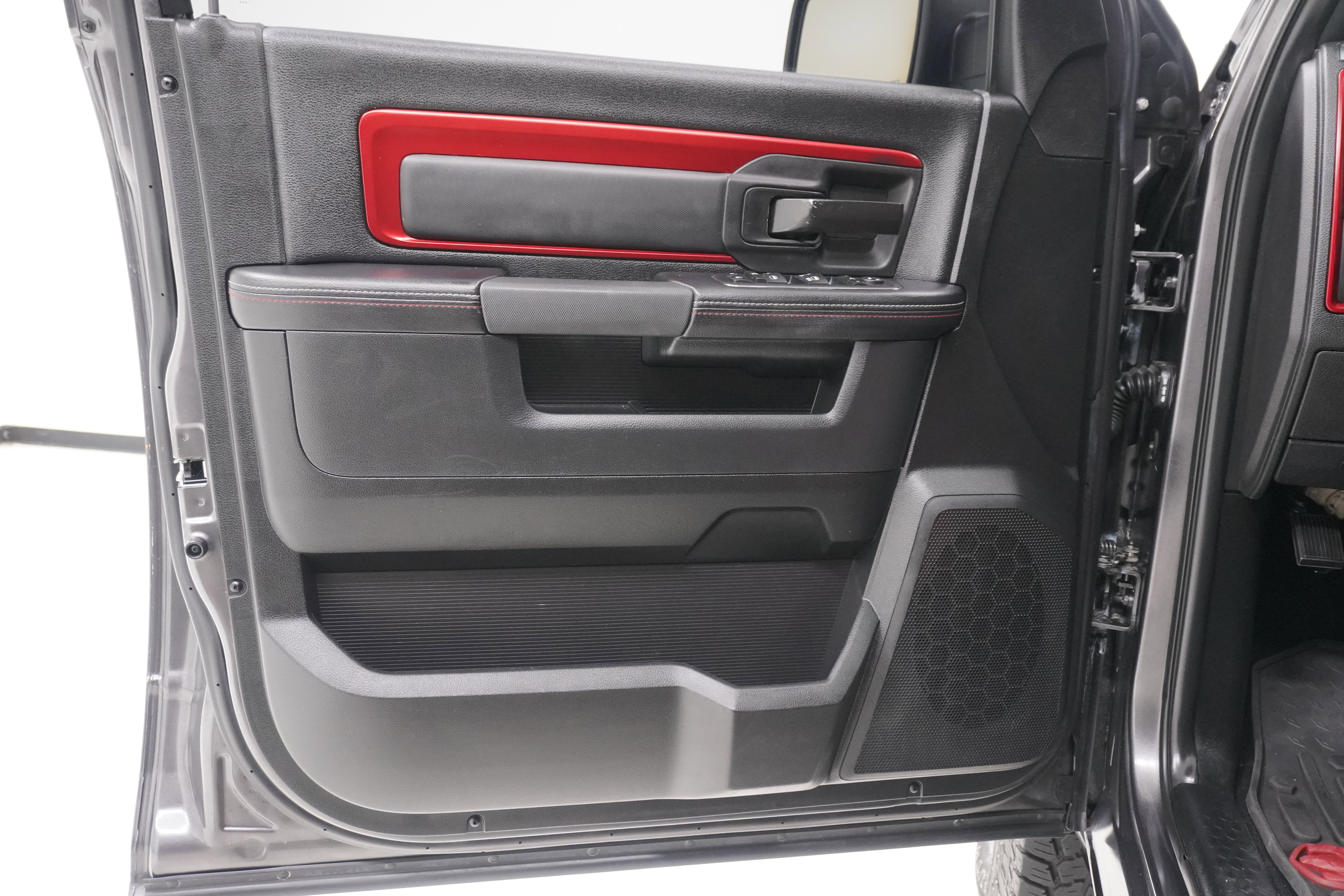 Used 2016 RAM 1500 Rebel w/ Luxury Group AWD/4WD image 14