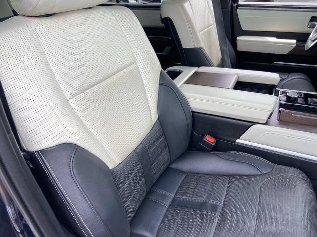 Used 2023 Toyota Sequoia Capstone AWD/4WD image 25