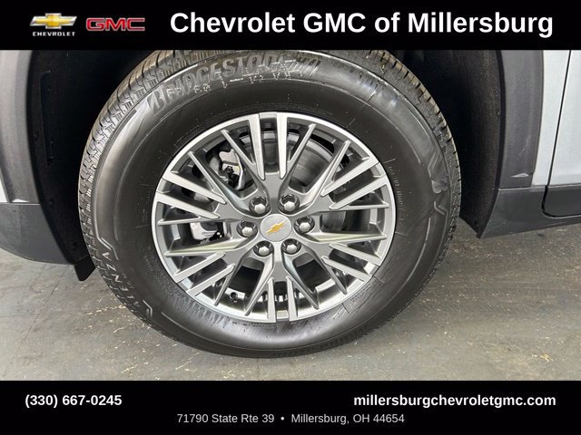 New 2027 Chevrolet Traverse LT AWD/4WD image 12