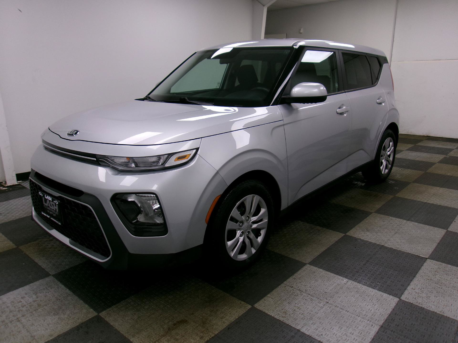 Used 2020 Kia Soul LX FWD image 1