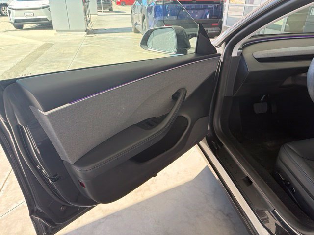 Used 2024 Tesla Model 3 Standard Range RWD image 17