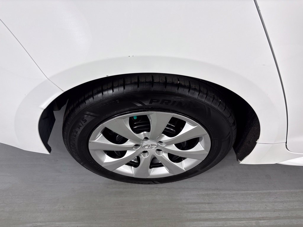 Used 2024 Toyota Corolla LE FWD image 10