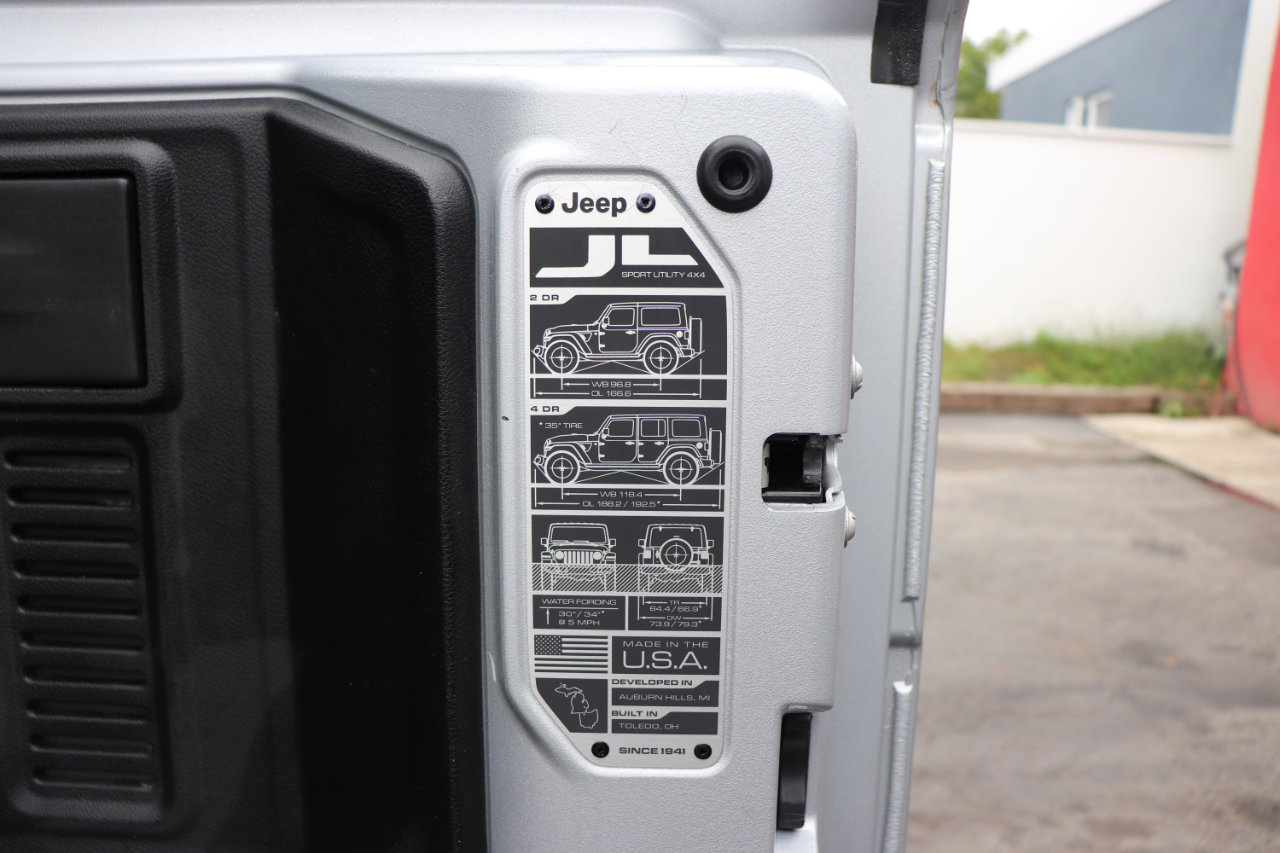 Used 2024 Jeep Wrangler Sahara image 50