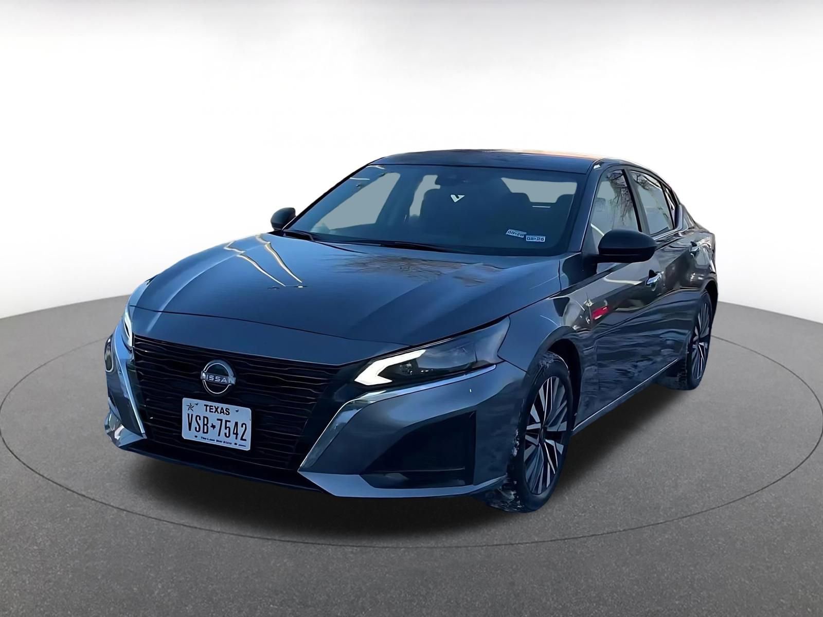 Used 2025 Nissan Altima 2.5 SV image 7