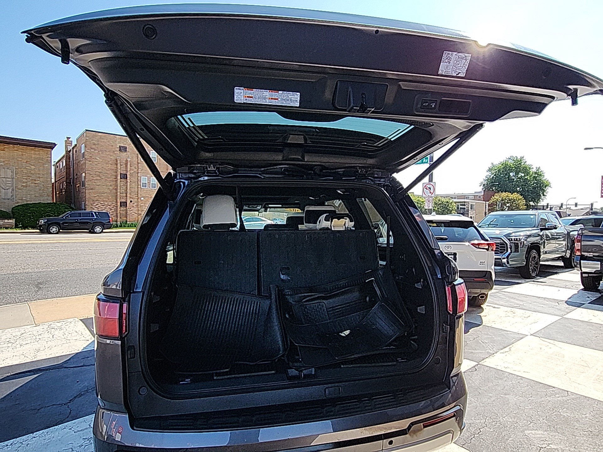 Used 2024 Toyota Sequoia Capstone AWD/4WD image 26