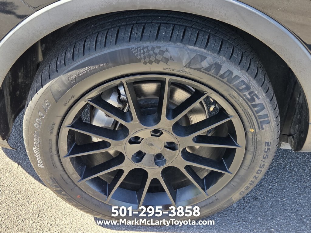 Used 2018 Ford Explorer Sport w/ Equipment Group 401A AWD/4WD image 17