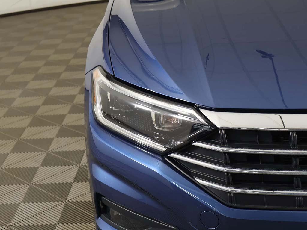 Used 2019 Volkswagen Jetta SEL Premium image 15