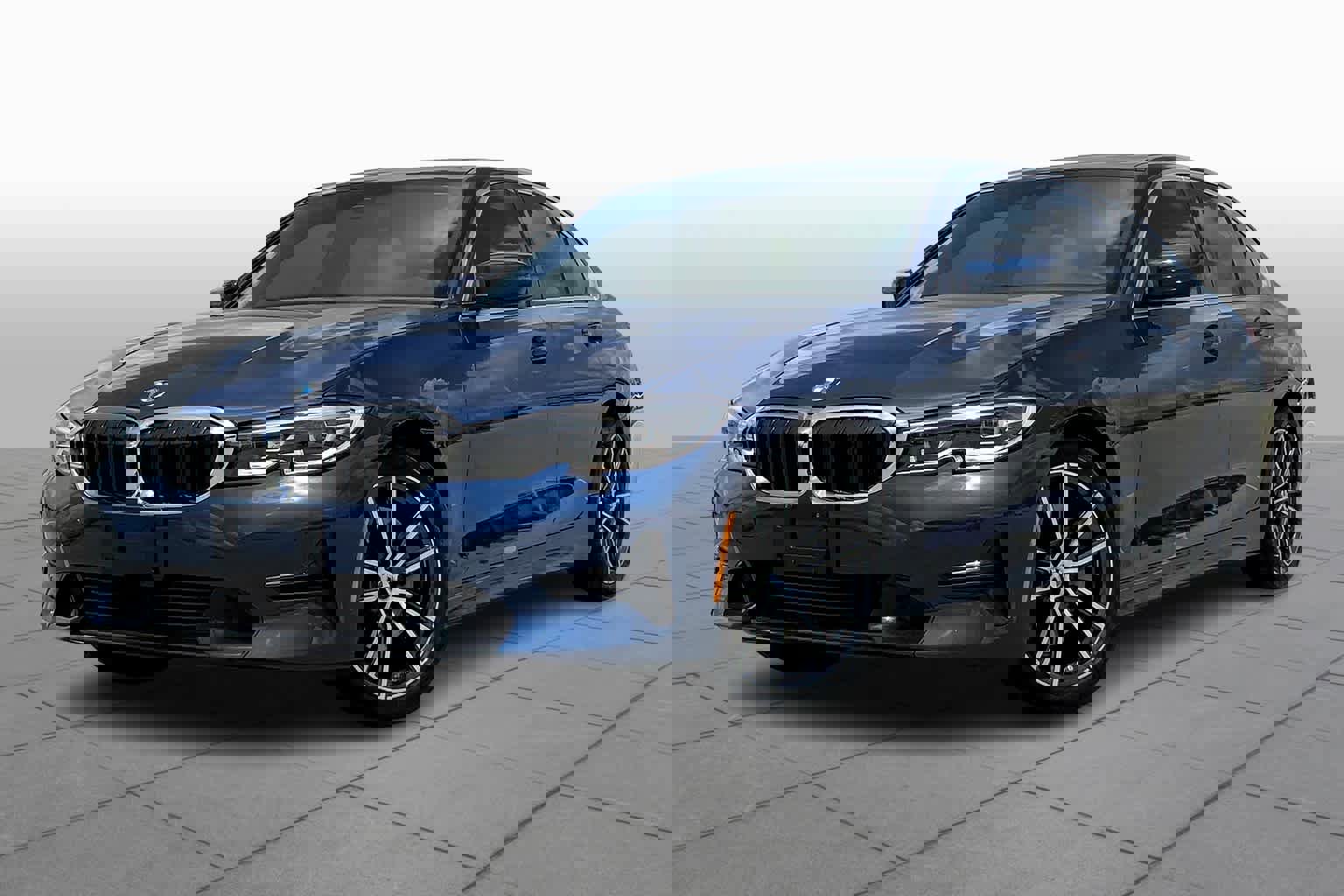 Used 2021 BMW 330i Sedan w/ Premium Package image 1