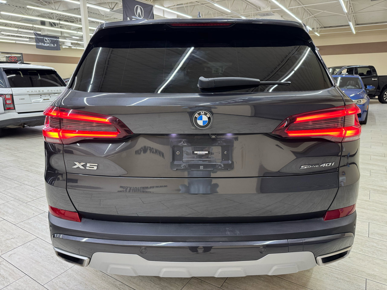 Used 2022 BMW X5 sDrive40i w/ Luxury Seating Package image 8