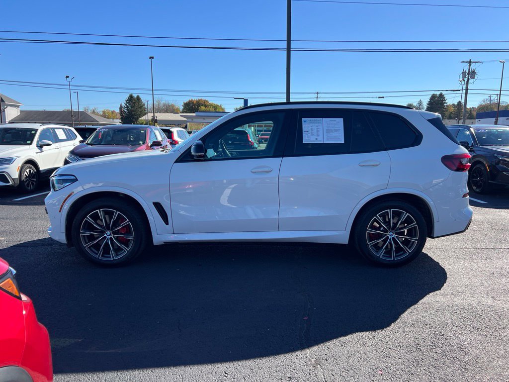 Used 2021 BMW X5 xDrive40i w/ M Sport Package AWD/4WD image 2