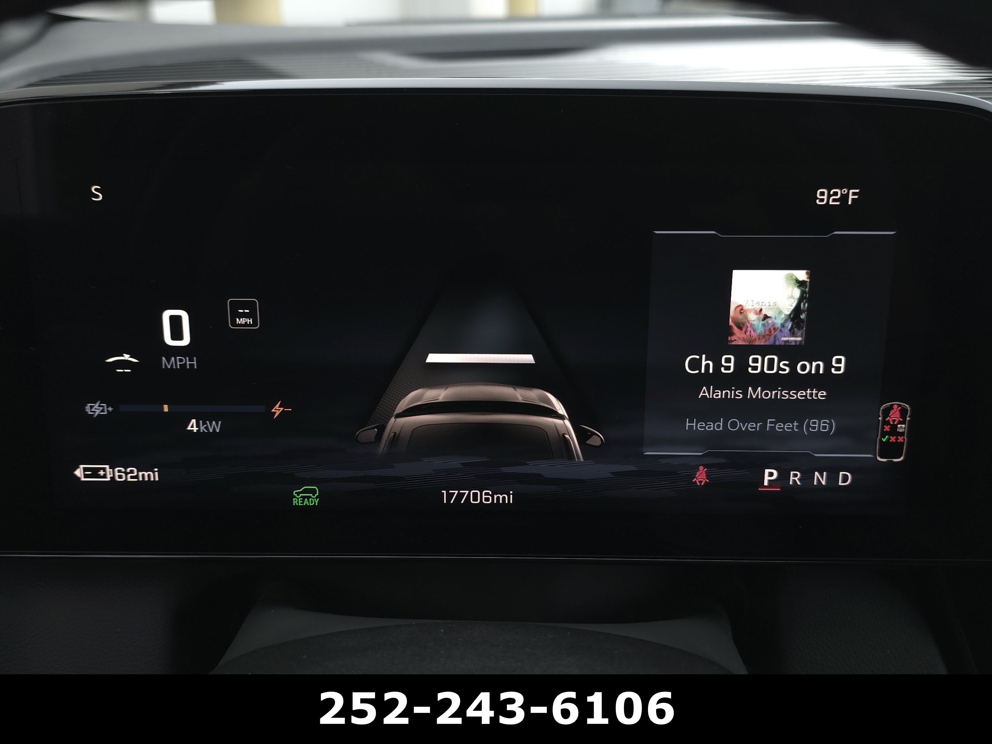 Used 2024 Chevrolet Equinox EV RS FWD image 29