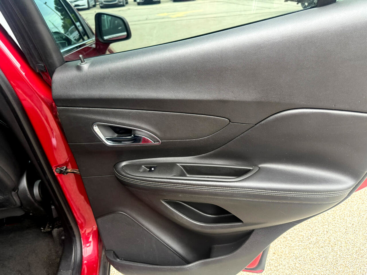 Used 2013 Buick Encore FWD image 16