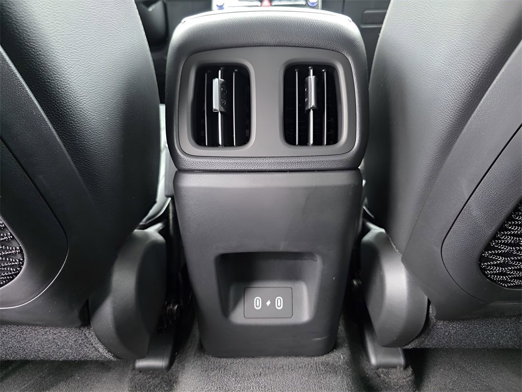 Certified 2025 Hyundai Tucson Limited image 17