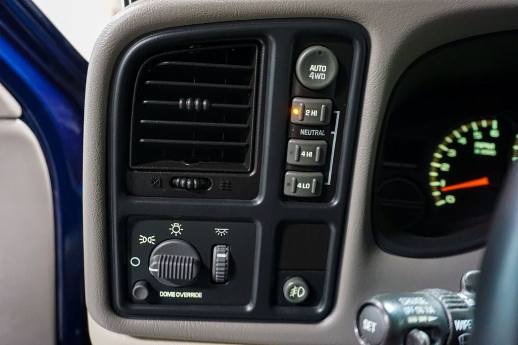 Used 2001 GMC Yukon XL 4WD image 23