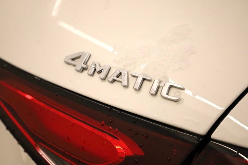 Used 2023 Mercedes-Benz GLC 300 4MATIC image 37