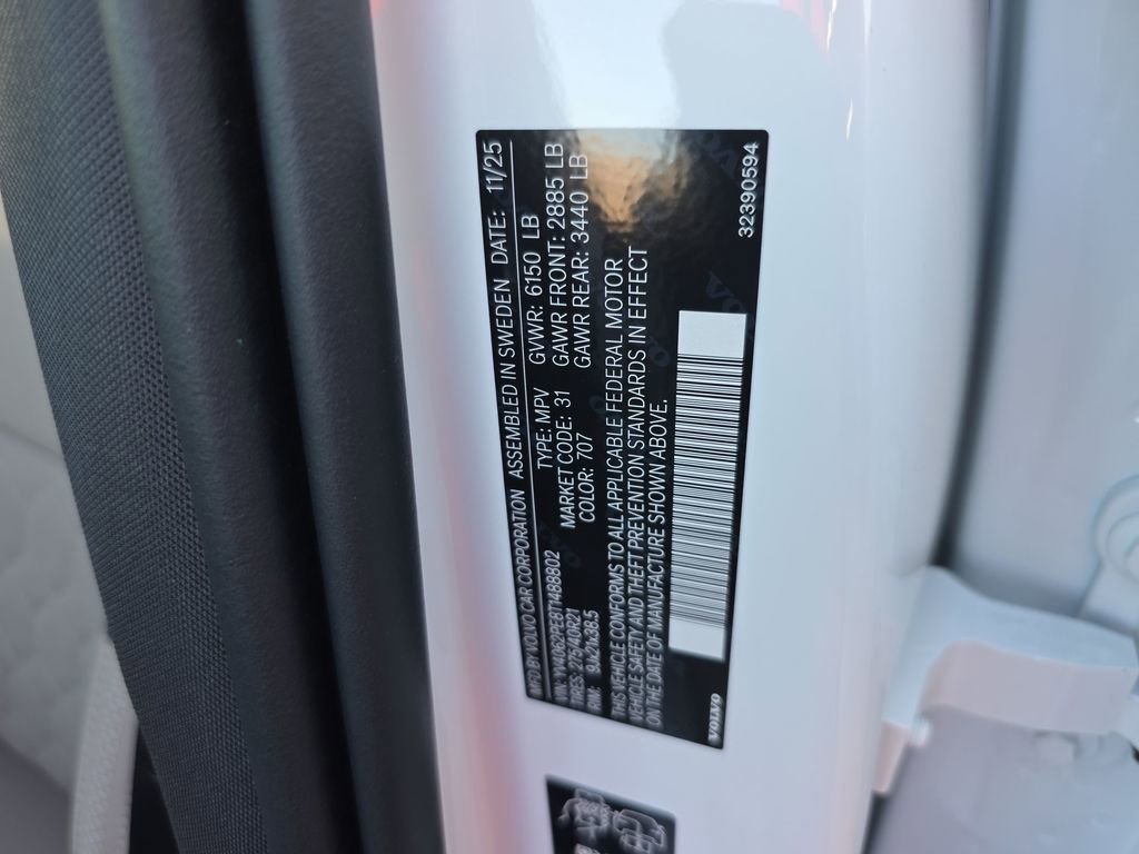 New 2026 Volvo XC90 B6 Plus image 48