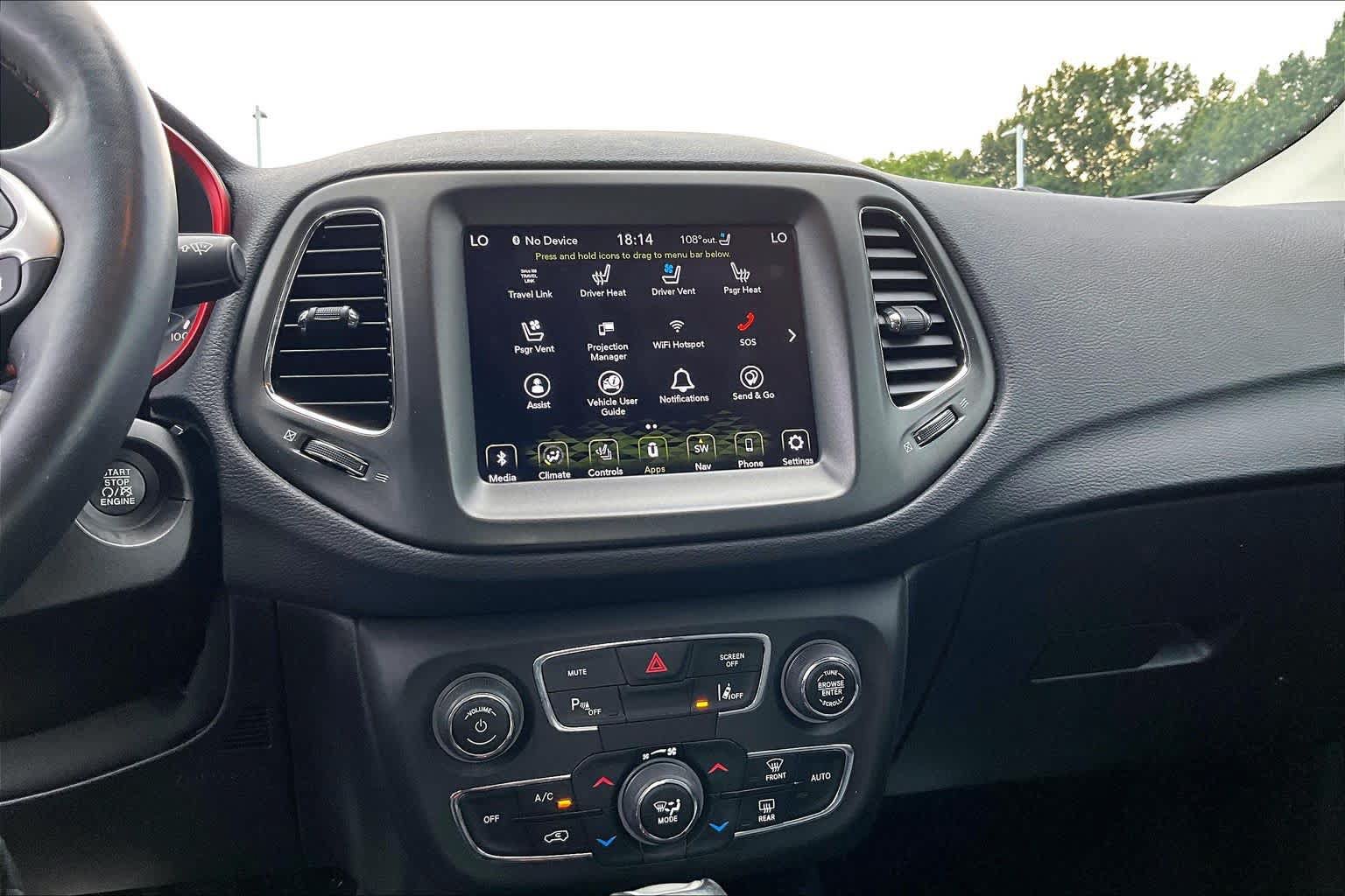 Used 2020 Jeep Compass Trailhawk w/ Leather Interior Group AWD/4WD image 36