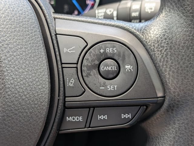 Used 2025 Toyota RAV4 XLE w/ Convenience Package AWD/4WD image 27