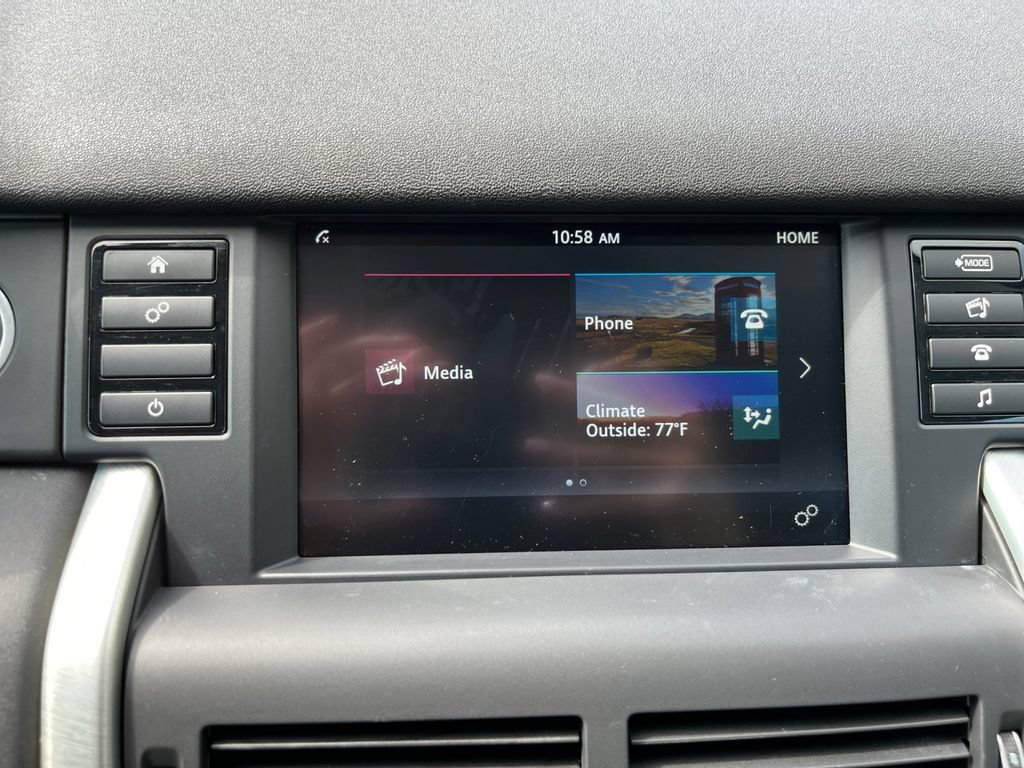 Used 2017 Land Rover Discovery Sport SE AWD/4WD image 12
