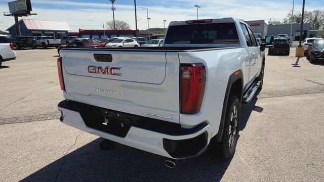 New 2026 GMC Sierra 2500 Denali w/ Denali Reserve Package AWD/4WD image 8