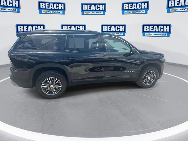 Used 2026 Chevrolet Traverse LT AWD/4WD image 9