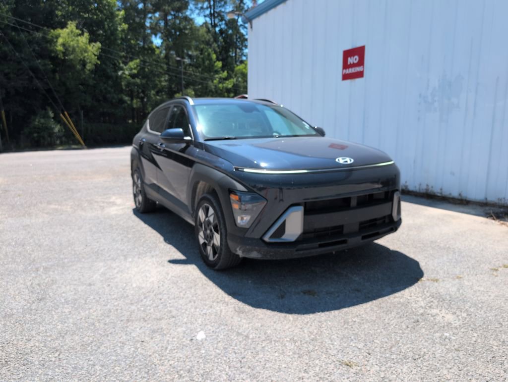 Used 2024 Hyundai Kona SEL AWD/4WD image 1
