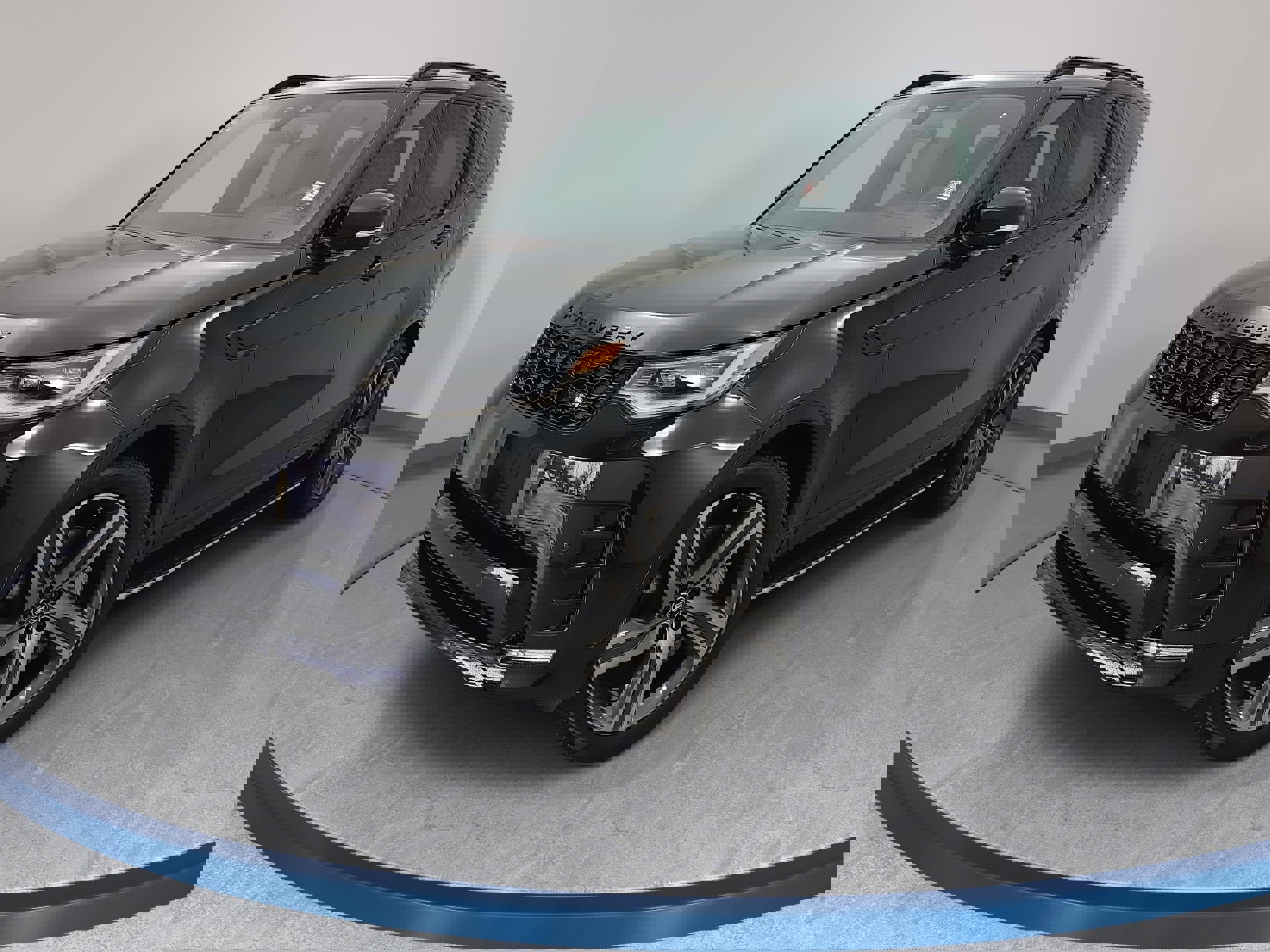 New 2026 Land Rover Discovery Dynamic SE