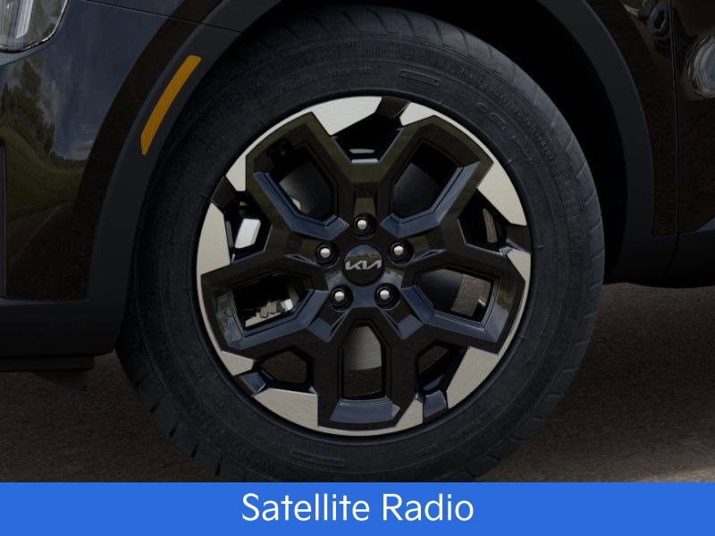 Used 2025 Kia Sorento S image 9