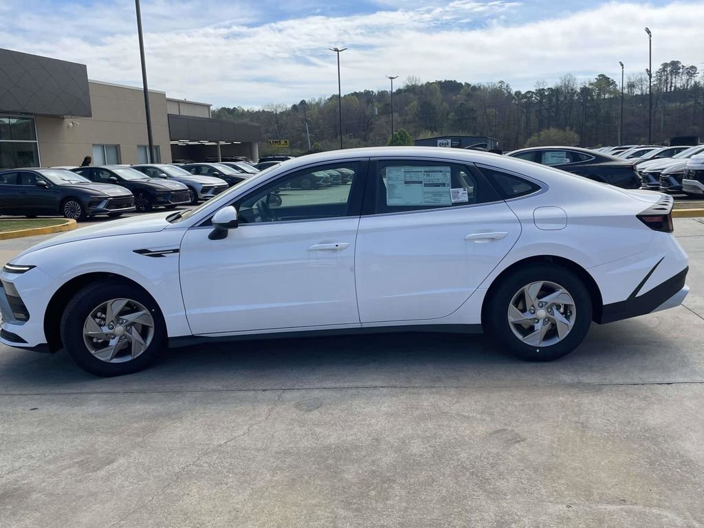 New 2026 Hyundai Sonata SE FWD image 5