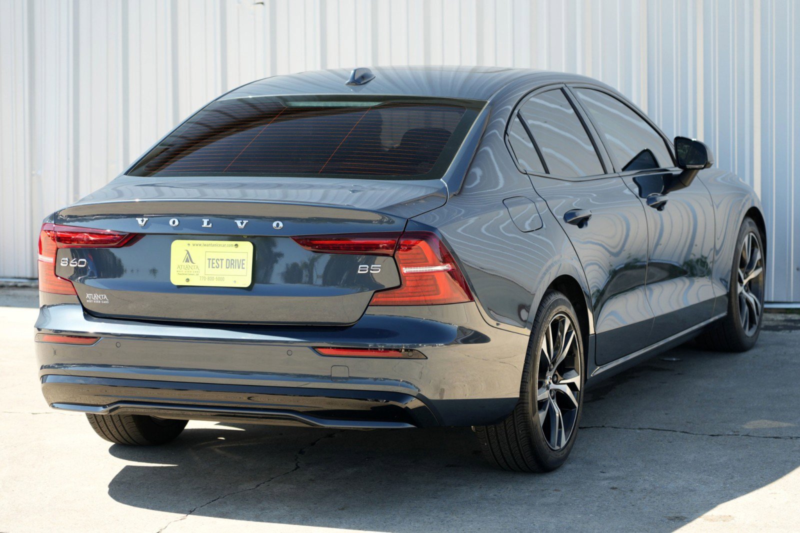 Used 2024 Volvo S60 B5 Core image 49